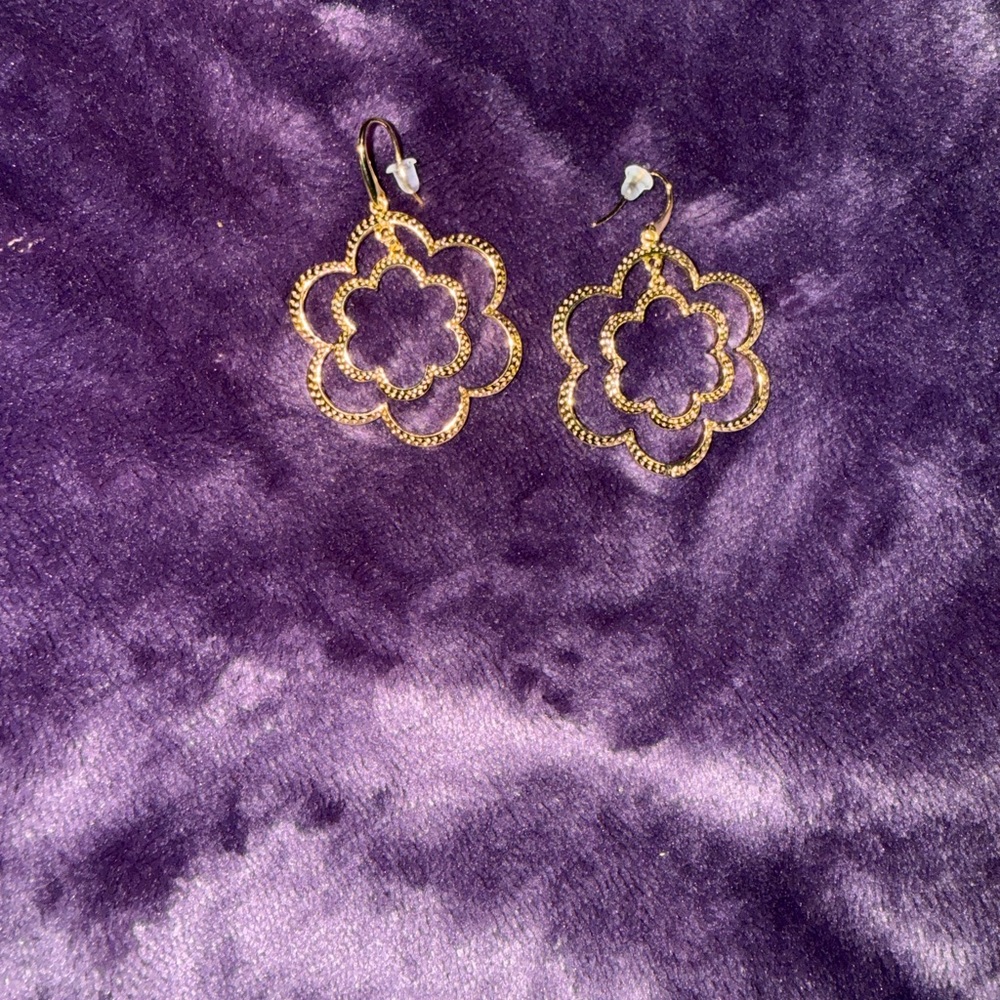 Tory Burch Gold Floral Earrings